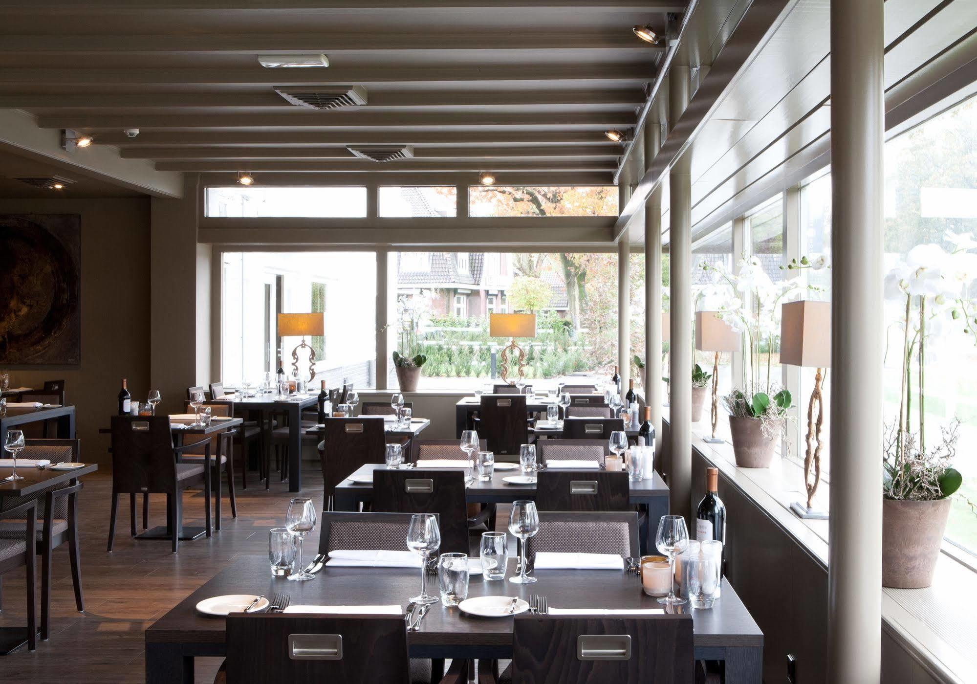 Fletcher Hotel-Restaurant Het Witte Huis Soest Exterior photo